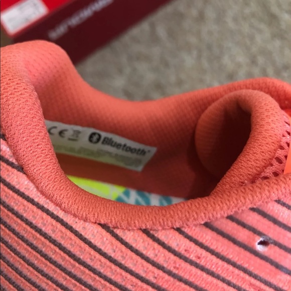 Stripe orange,under amour sneaker - Picture 8 of 14